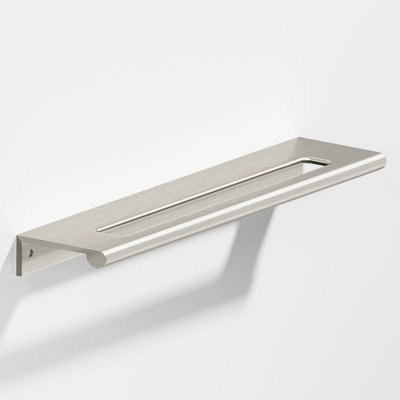 Edge Pull With Fully-Rounded Lip And Center Coutout