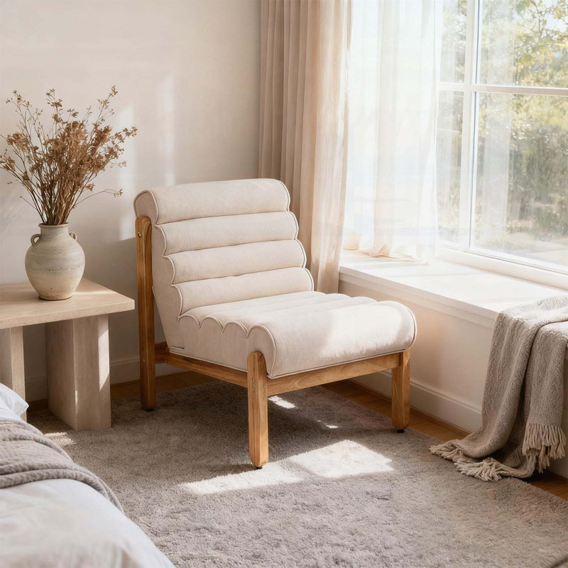 Fauteuil d'appoint Fluffy avec structure en bois, parfait pour des sièges confortables et élégants, Beige