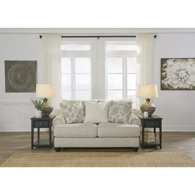 Dorette Loveseat