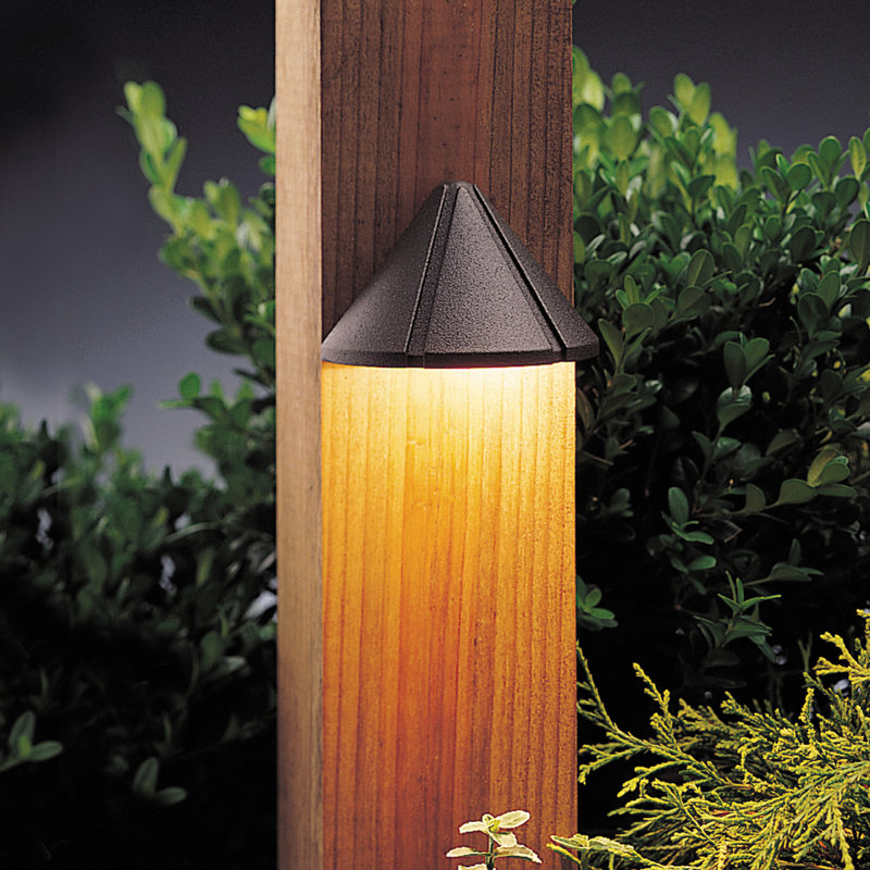 Luminaire de terrasse câblé Chimdindu, Bronze architectural texturé, 3000 K