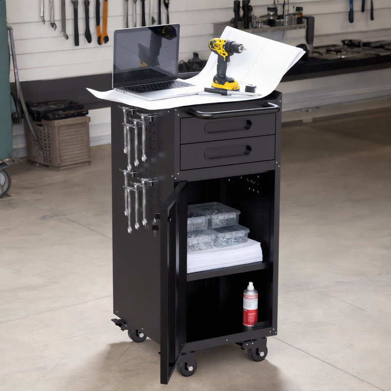Armoire à outils noire à roulettes étroites avec porte verrouillable, deux tiroirs et une grande poignée