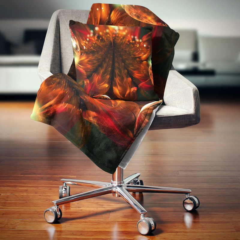 Abstrait fleur fractale orange - coussin imprimé floral, 18 po x 18 po, Coussin décoratif