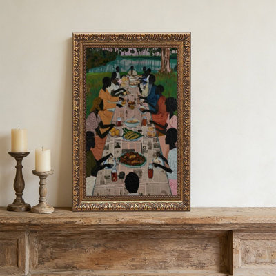 Nappe en papier journal, cadre mural vintage orné – Cadre doré décoratif pour œuvres d'art.