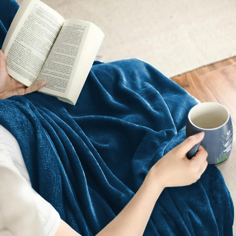 Aspire Homeware Ultra-Soft Hotel Quality Reversible Plain Weave Fleece Throw Blanket, Double (150cm W x 200cm L), Teal