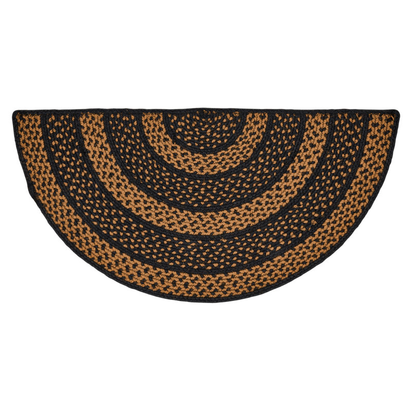 Slauson Rug, Half Circle 1'4" x 2'9"