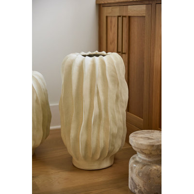 Vase balayé par le vent 14 po x 24 po