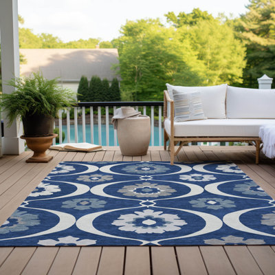  Malchow Area Rug