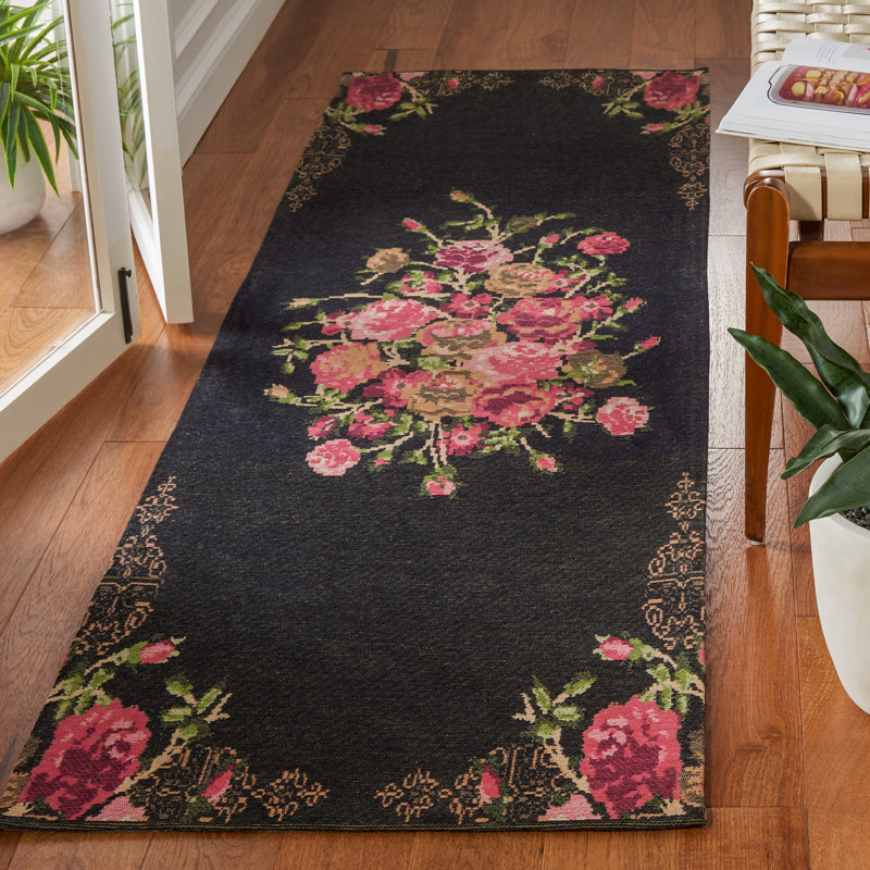 Tammie Floral Black/Red Area Rug, Runner 2'3" x 8'