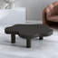 Table basse en bois de mélèze massif à trois pieds de 43,3 pouces de style nordique en bois de mélèze, table d'appoint de salon, structure entièrement en bois massif-1875730147-1820434552