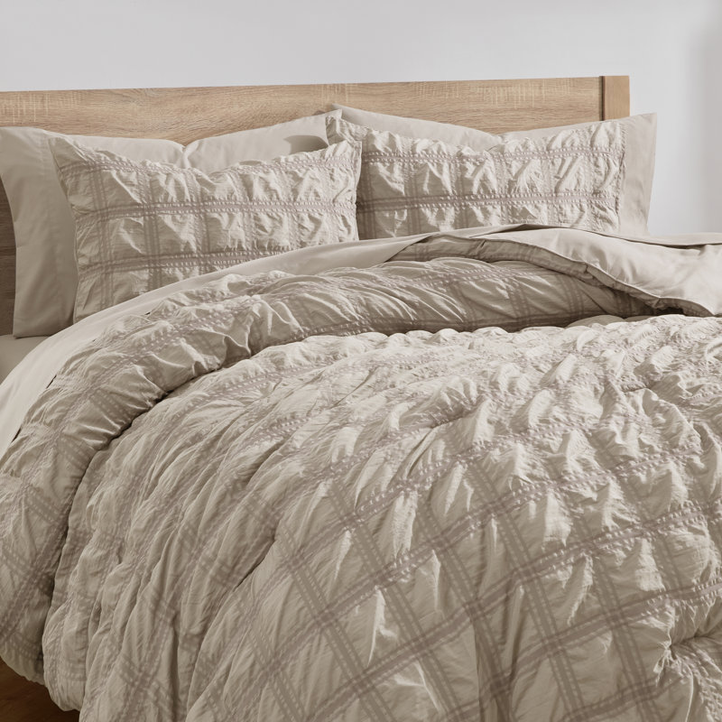 Bed in a Bag Seersucker Diamond Stitch 7 Piece Comforter Set, Oatmeal, Queen