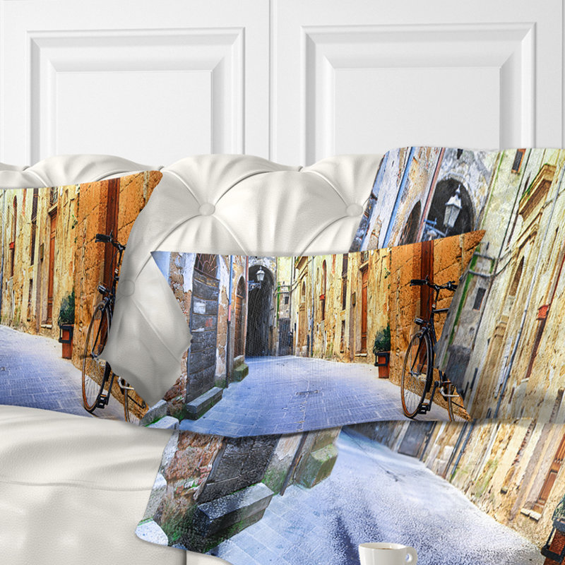 Coussin de l’ancien coussin lombaire italien cityscape street street