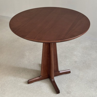 Walnut Round Solid Wood Dining table