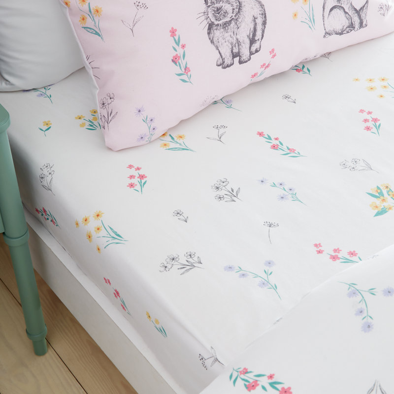 Bunny Tails Ditsy Flowers Fitted Sheet, Single (3')
