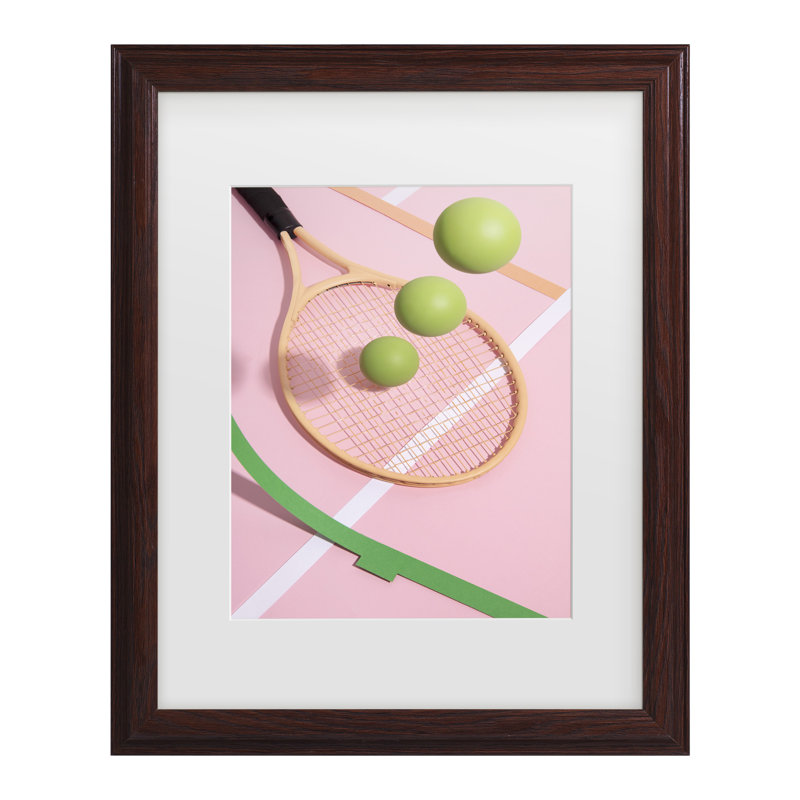 Julia Ramiro Tenis5, art encadré mat, H 18,75 po x l 22,75 po, Cadre noyer