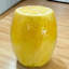 Tabouret citron en résine