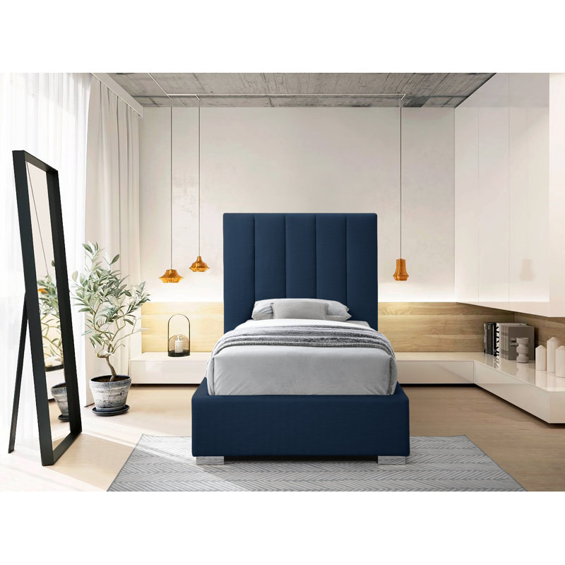 Lit plateforme tapissier Pierce, Tissu texturé en lin bleu marine, Simple