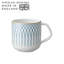 Grande tasse moderne en porcelaine