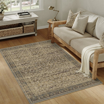 Vintage Floral Area Rug in Brown