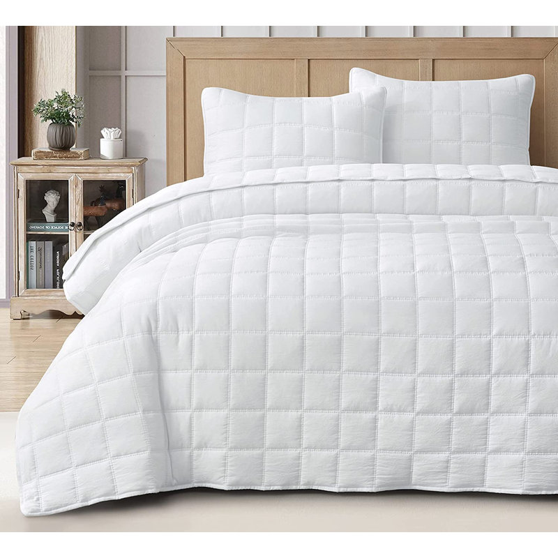 Square Stitch Embroidered Microfiber Quilt Set, Queen Quilt + 2 Standard Shams, White