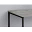 Bureau d'ordinateur moderne avec surface de travail spacieuse et style industriel pour les bureaux à domicile compacts.-716838708