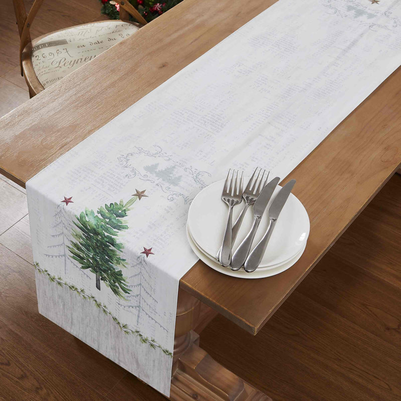 The Holiday Aisle® Kechia 72" Runner