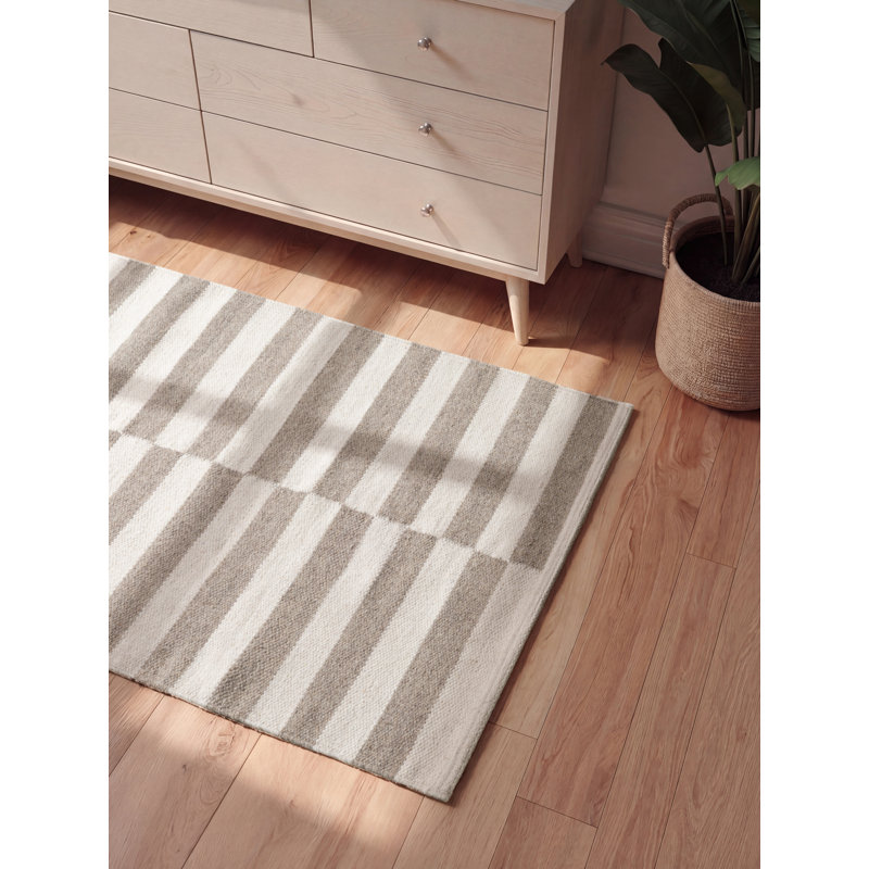 Woolen Rug Vika - Rug, Handwoven & Geometric Design, Stripes Rug for Living Room, Bedroom, Floor, Light Grey
