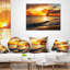 Coussin de soleil au-dessus de vagues de couleur beach-123323453