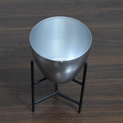 Handmade Metal Pot Planter
