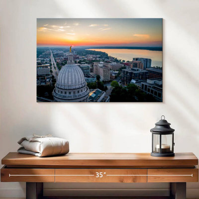 Ravi Wisconsin Capitol Cityscape