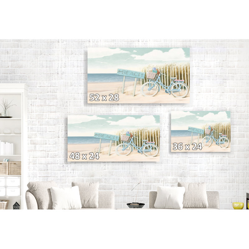 Vélo de plage, panneau de plage, sable, vue sur l'océan, bleu sarcelle, cyan, brun clair, nuages, bord de mer, doux, herbe de plage