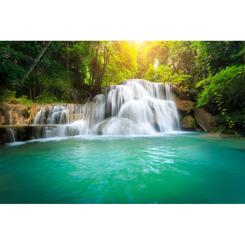 «Waterfall» par Cakeio - photographie sur toile tendue, H 8 po x l 12 po