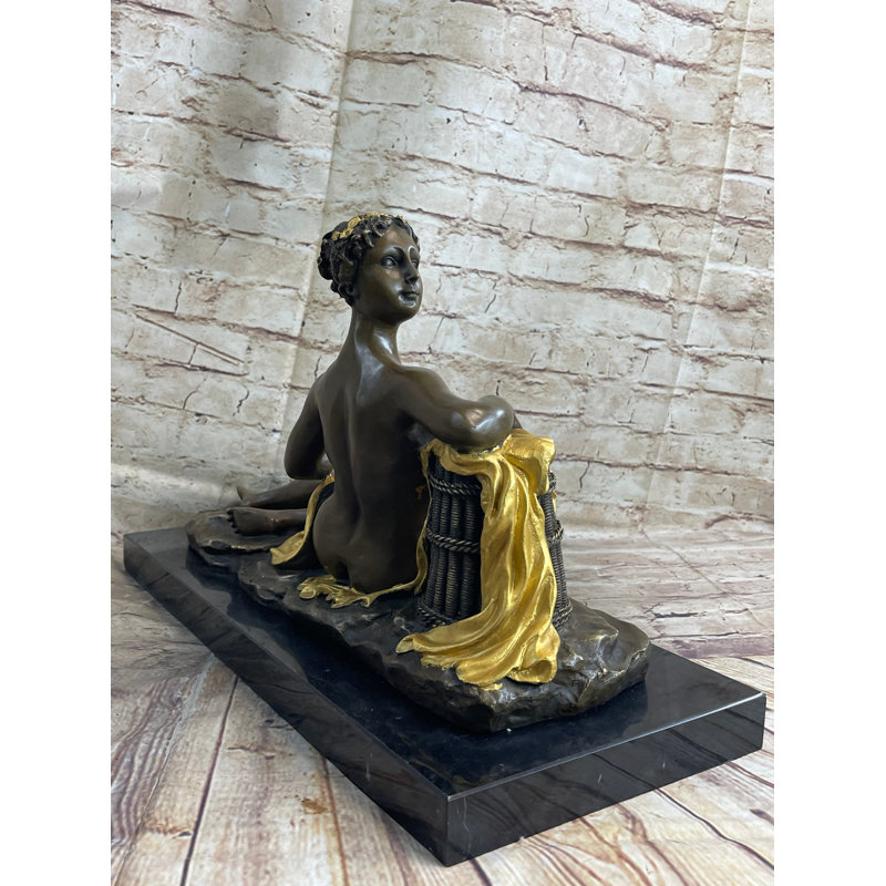 Figurines et sculptures Tavo