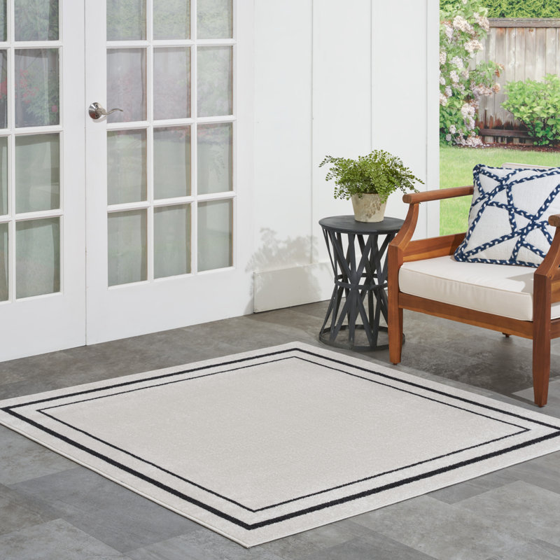Arvell Abstract Machine Woven Chenille Indoor/Outdoor Area Rug in Off-White, Square 5'