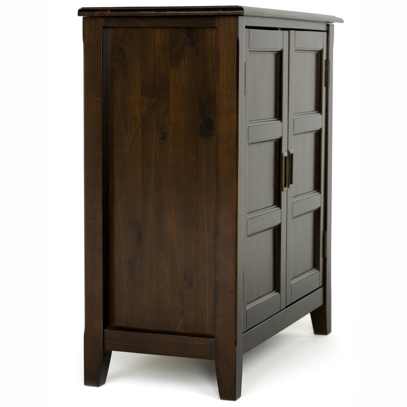 Armoire de rangement basse en bois massif avec tablettes réglables Burlington, Brun acajou