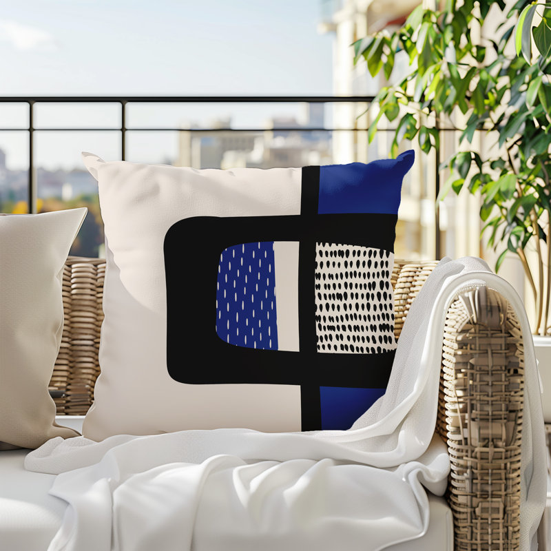 Coussin carré intérieur / extérieur pia, H 17 po x l 17 po, Navy Blue/Black/Off-White