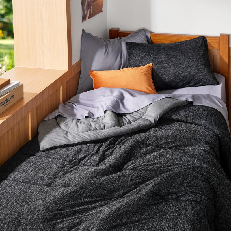 Bedsure Cooling And Warm Bed Set, Charcoal Black - Reversible, Twin Comforter with 1 Pillowcase