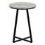 Table d'appoint-1091362141