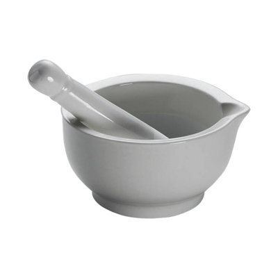 Mörser und Stößel aus Porzellan