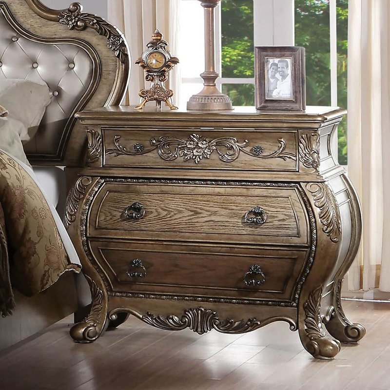 Table de chevet 3 en bois massif traditionnel avec tiroir doublé en feutre et glissières latérales en métal