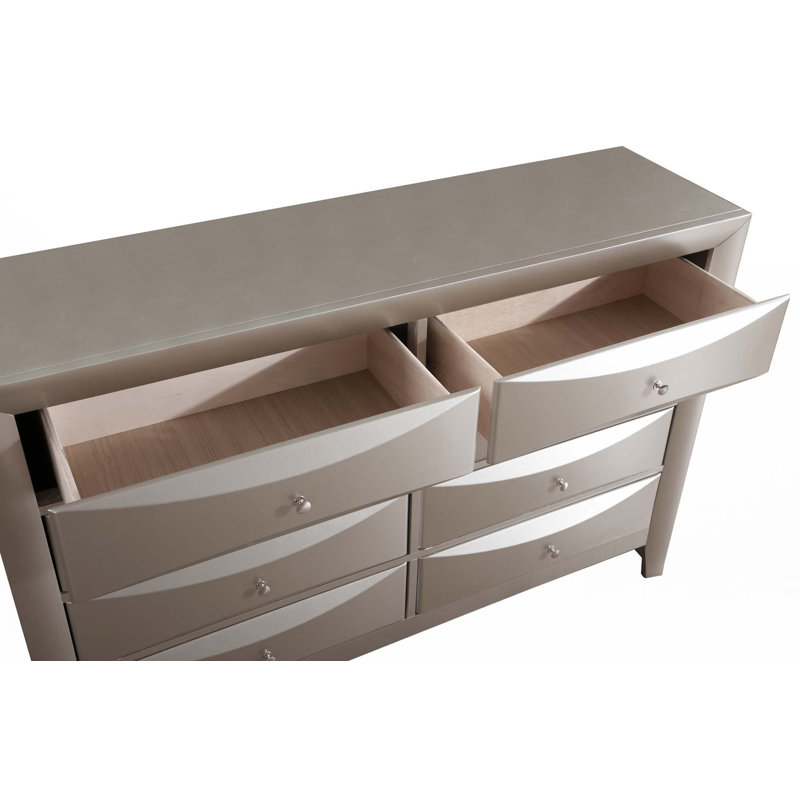 Commode, Champagne