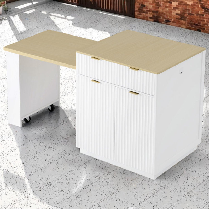 Îlot de cuisine cannelé 82,6 po avec table de salle à manger extensible pour 4-6, rangement double face et prise de courant