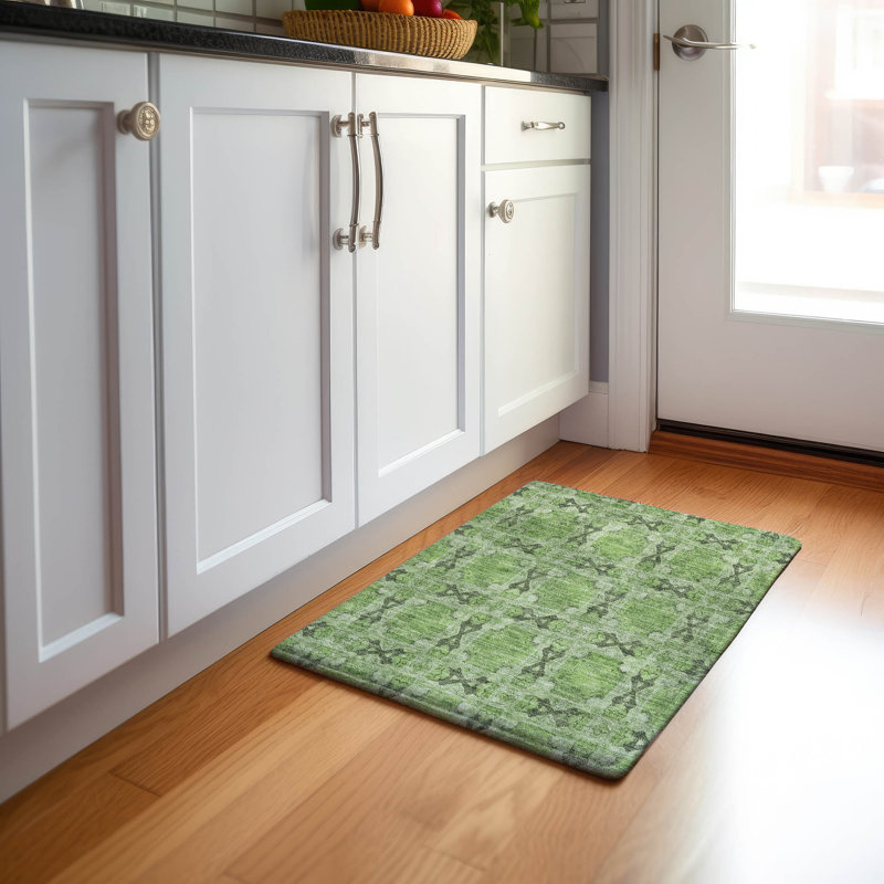Premium Machine Washable Cerrito AMF564 Green Rug, Rectangle 1'8" x 2'6"