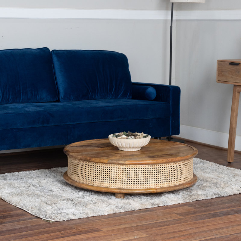 Table basse ronde en bois de manguier 36 po avec sangle de canne, finition naturelle, profil bas