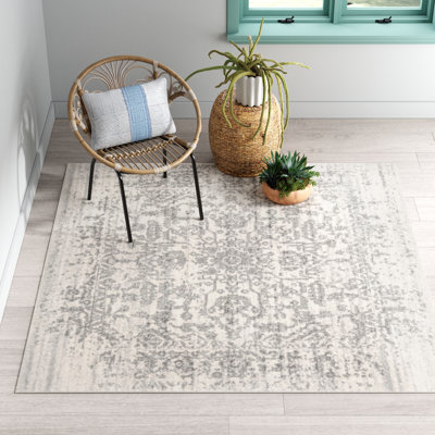 Christa Oriental Indoor Rug
