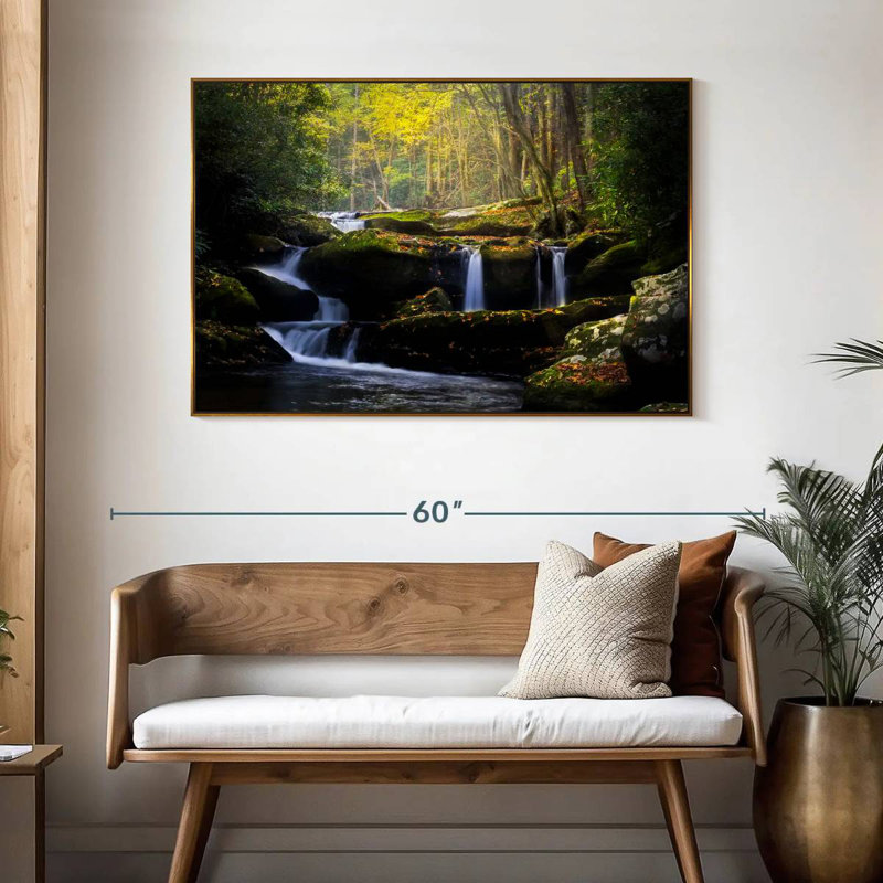 Stream In The Smokies, 46 po x 31 po, Cadre flottant doré