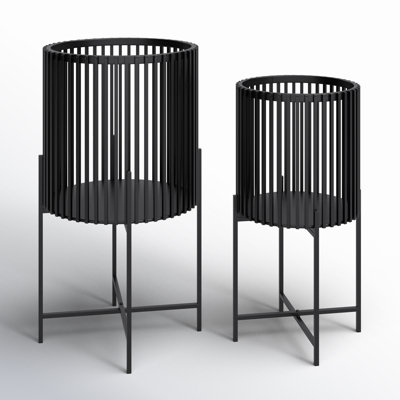 Deidra Metal Plant Stand
