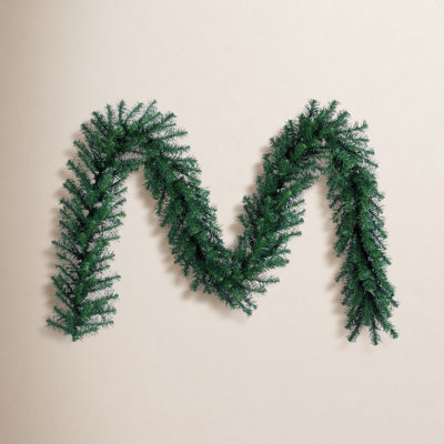 Douglas 108" Christmas Garland