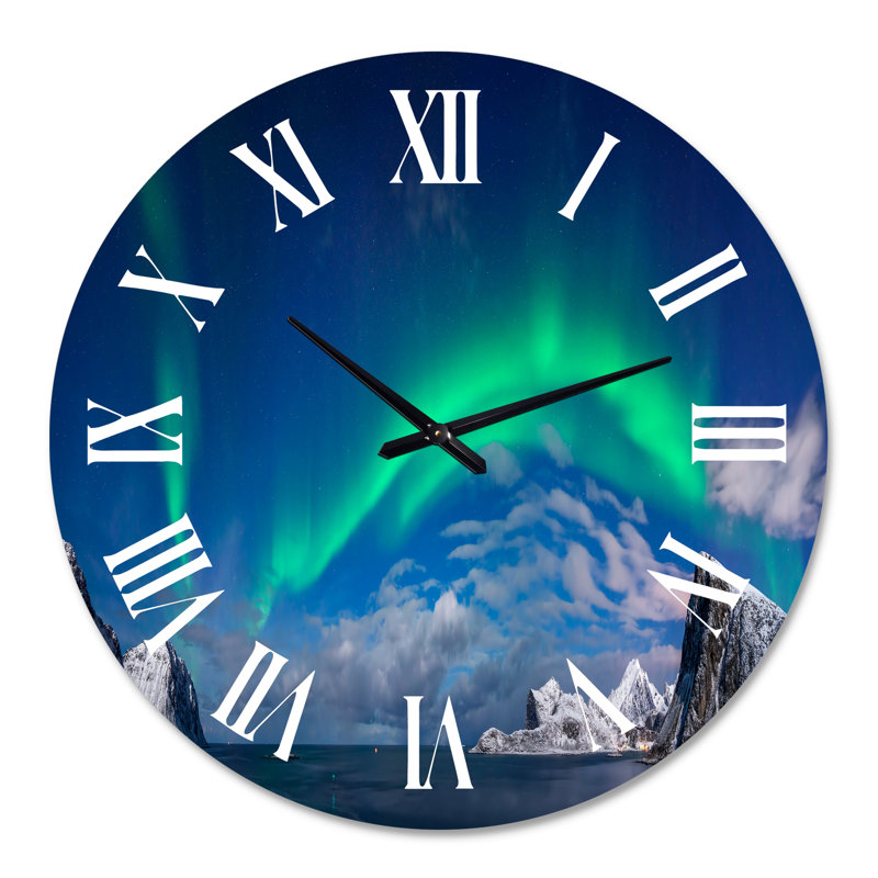 Aurore boréale au-dessus de Bay Bay - Horloge murale traditionnelle, Moyen