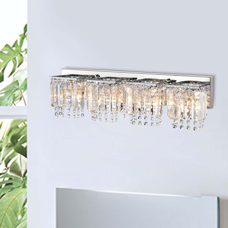 Applique murale chromée à 4 lumières 24,6 po Vandeusen avec cristaux transparents
