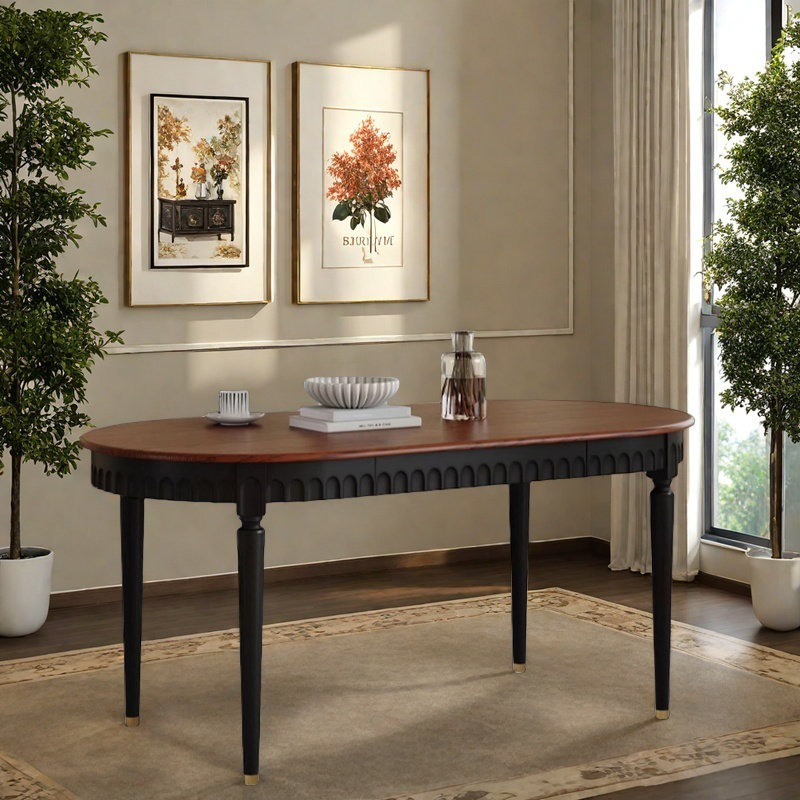 Solid Oak Dining Table with Multiple Highlights., 29.53"H x 55.12"L x 31.5"W 
